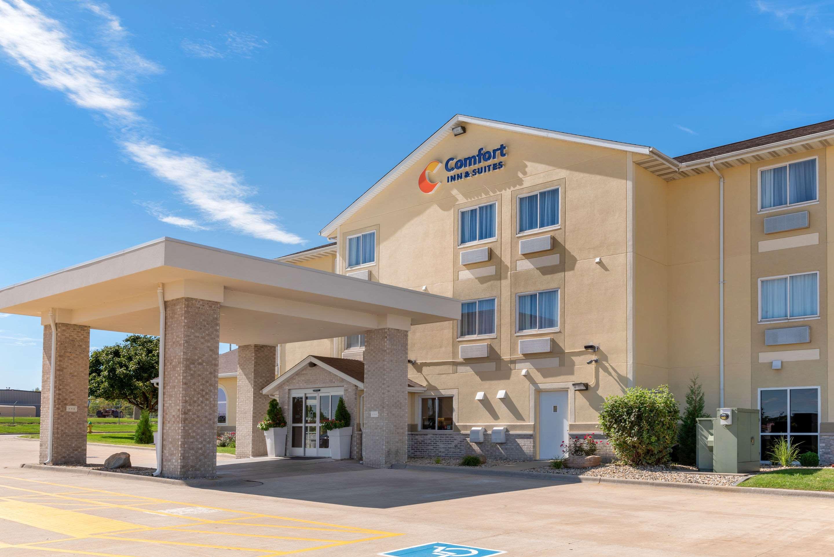 Comfort Inn & Suites Near Route 66 Lincoln Exterior photo